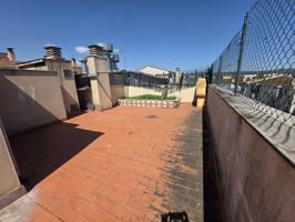 REF 17517 ZONA PAISOS CATALANS (SALT).- FANTÀSTIC ÀTIC DE 4 HAB AMB PK I TRASTER I GRAN TERRASSA DE 70 M21 photo 0