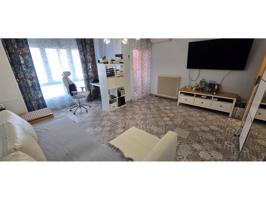REF 17515 ZONA SANTA EUGENIA.- Maravilloso piso en Santa Eugenia muy espacioso y con acabados de alta calidad! photo 0