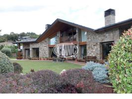 En venta espectacular Chalet situado cerca del Golf de Aravell photo 0