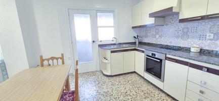 Piso en alquiler en Elche de 90 m2 photo 0
