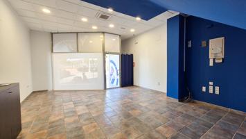 🏬 Se alquila local en zona nueva de Altabix photo 0