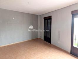 Oportunidad de Piso cerca del Castillo del Trovador Macias photo 0