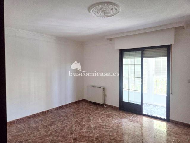 Oportunidad de un buen piso en Torredonjimeno photo 0