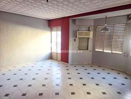 Oportunidad de Buen piso para Reformar en Paseo de la Estación photo 0