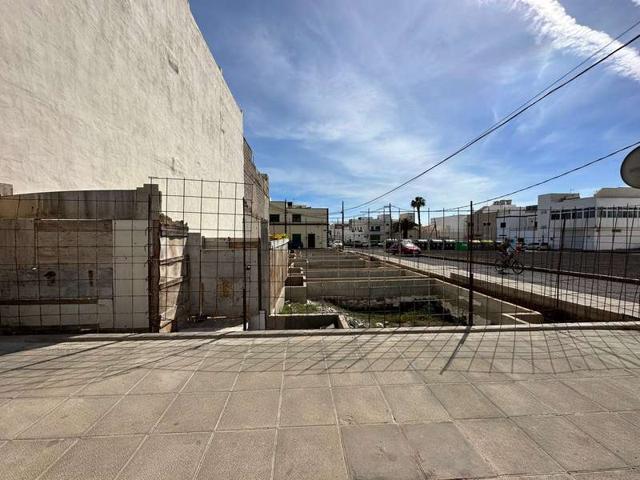 PERMUTA : SOLAR PARA TRES CALLES. (264 m2) photo 0
