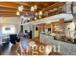 Casa perfecta para dos familias en Palau-solità i Plegamans photo 0