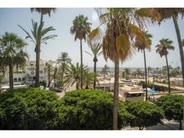 Venta de un piso en Marbella - Playa Bajadilla-Puertos photo 0