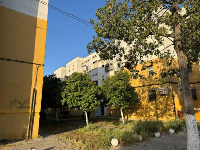 Piso en venta en La Oliva-Polígono Sur(41013) photo 0