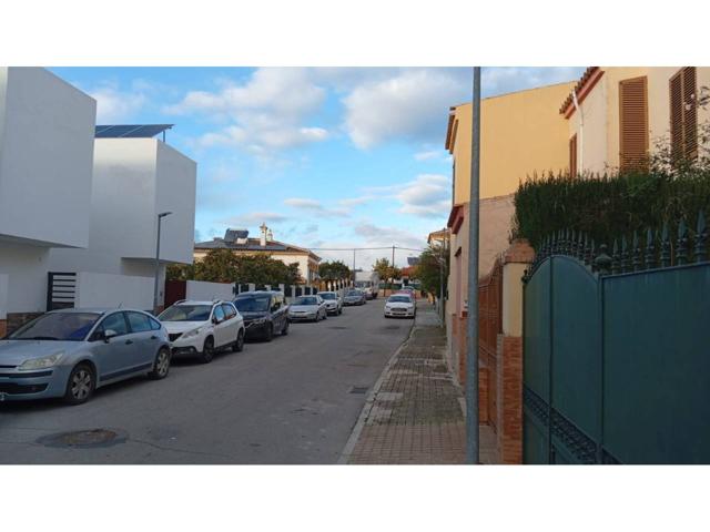 Casa en venta en Valencina de la Concepción photo 0