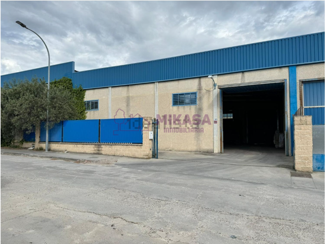 Nave Industrial En venta en Serranillos Del Valle, Serranillos Del Valle photo 0