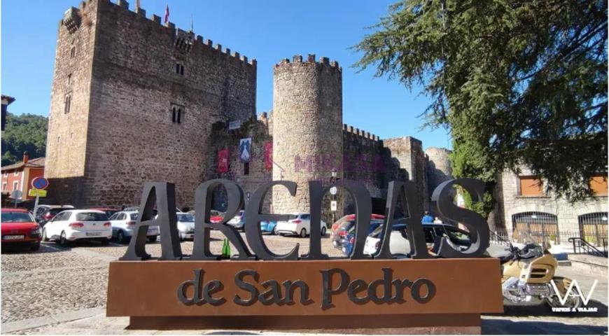 Unifamiliar En venta en Centro, Arenas De San Pedro photo 0