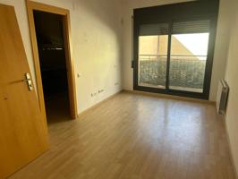Venta de Piso en el Centro de Tárrega - Oportunidad Única photo 0