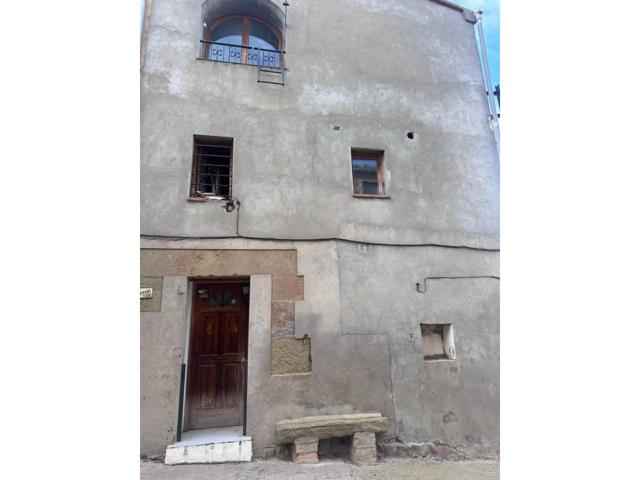 Casa en venta en Mont-roig de Segarra photo 0