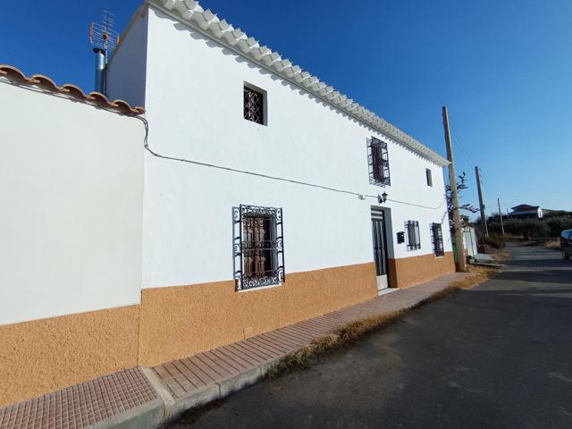 Casa de campo adosada con gran patio en Urcal photo 0