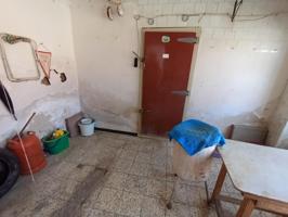 CASA CON BAJO COMERCIALJUNTO AL CENTRO DE PUERTO LUMBRERAS photo 0