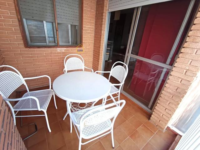 Piso de 4 dormitorios y balcón, a pocos metros de la Colonia, Águilas. photo 0