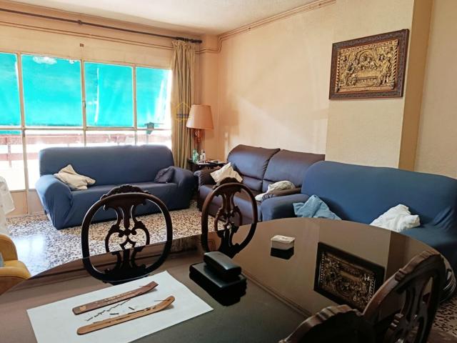 Piso de 4 dormitorios y vistas despejadas, en el centro de Lorca photo 0