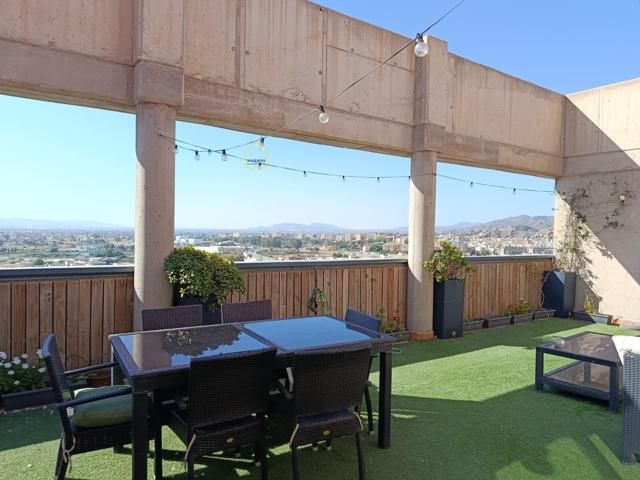 Ático de 4 dormitorios, 3 terrazas y piscina, a la venta en Lorca photo 0