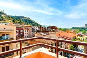 Espacioso Hogar con Terraza y Máximo Confort photo 0