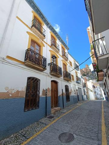 Casa En venta en Calle Liñanes, 7. 18270, Montefrío (granada), Montefrío photo 0