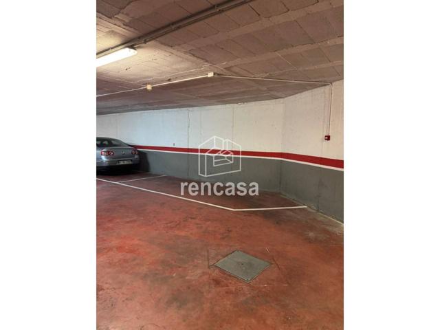 Plaza de Parking en venta photo 0