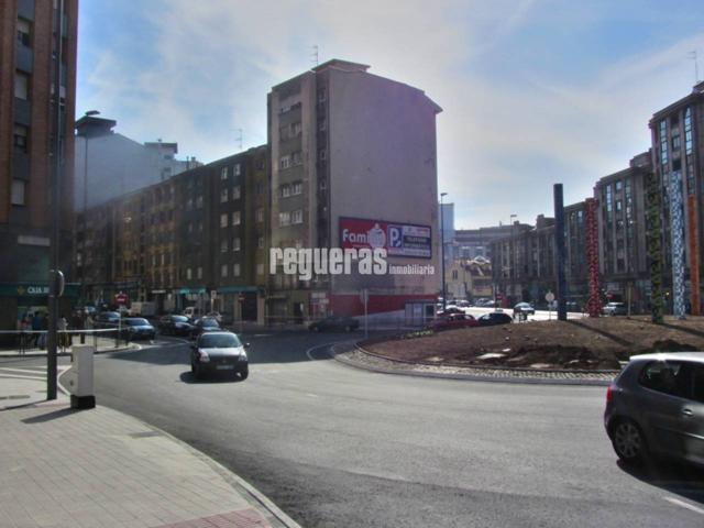 Local en venta en Centro photo 0