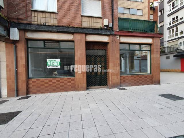Local en venta en Centro photo 0