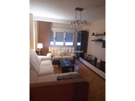 Piso en venta en Avilés photo 0