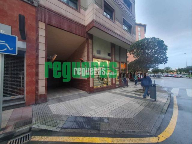 Garaje en venta en Avilés - Puerta La Villa - Llanoponte photo 0