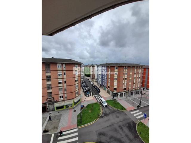 VENTA PISO SOALEADO Y CON ASCENSOR VERSALLES photo 0