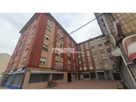 🏠 Piso en venta en Calle Santa Apolonia – Totalmente reformado photo 0