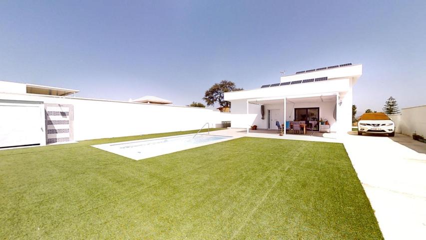 Unifamiliar En venta en Pinos De Alhaurín, Alhaurín De La Torre photo 0