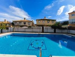 Unifamiliar Pareada En venta en Capellanía - Retamar, Alhaurín De La Torre photo 0