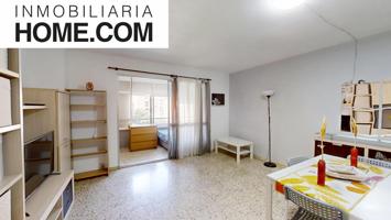 Luminoso estudio en el corazón de Torremolinos – ¡Ideal como inversión o segunda residencia! photo 0
