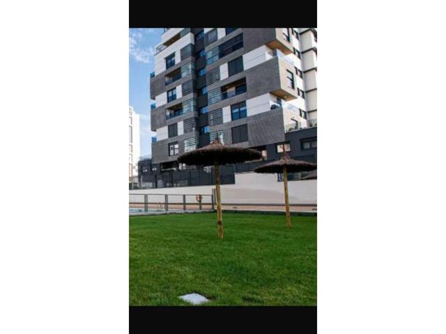 Exclusiva vivienda de 3 habitaciones con altas calidades y urbanización completa en zona de gran proyección photo 0