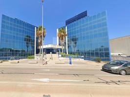 ¡Oportunidad Comercial! Oficina + 2 Garajes en Venta en Puerto de Sagunto photo 0