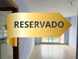 RESERVADO Vivienda Con Balcón Y Mucha Luz A Un Paso De La Universidad y La Playa De Gandía photo 0