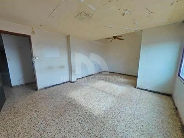 Vivienda en el Centro de VillaReal con muchas posibilidades – REFORMAR o INVERSIÓN photo 0