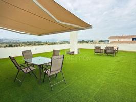 Ático con Terraza de 100m², Garaje y Trastero a 1km de la Playa en Residencial con Piscina – Dénia photo 0