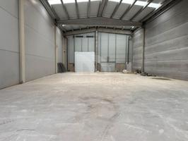 Nave Industrial Nueva en Llíria (Valencia) - 458 m² photo 0