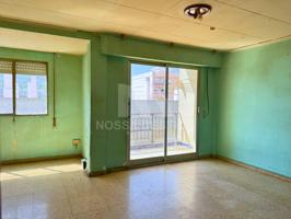 Gran Oportunidad en Gandía: Piso Amplio de 3 Dormitorios con Balcón photo 0