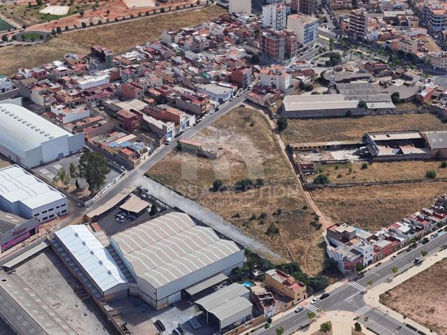 Terreno urbanizable en Vila-real con gran potencial residencial y excelente ubicación photo 0