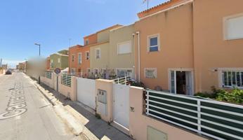 Oportunidad de Inversión en Alfaz del Pi: Adosado en Rentabilidad Alquilado Hasta 2029 photo 0