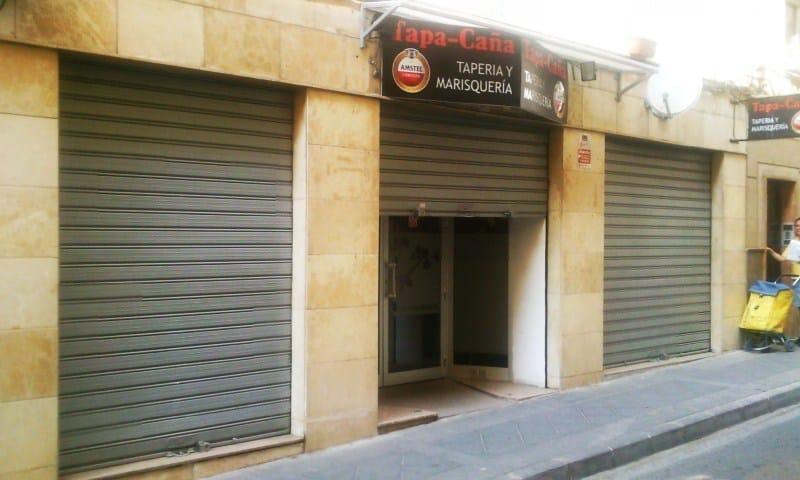 ESTUPENDO LOCAL CON POSIBILIDAD DE VIVIENDA EN EL CENTRO photo 0