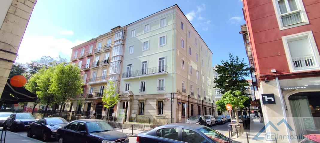 Piso En venta en Puerto Chico, Santander photo 0
