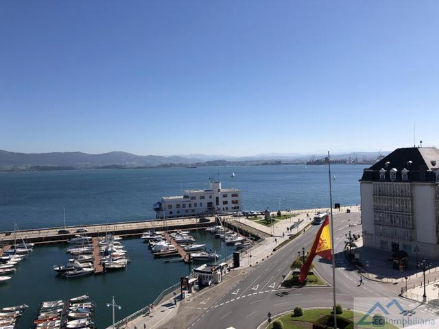 Piso En venta en Puerto Chico, Santander photo 0