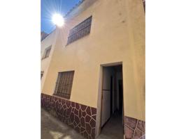 Casa en venta en Montornès del Vallès photo 0
