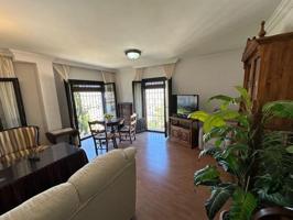 Venta de Magnifico Piso en pleno centro de La Zubia photo 0
