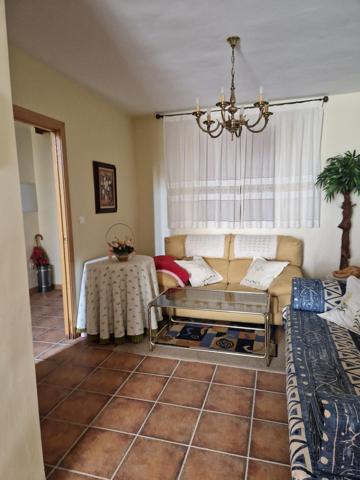 Preciosa Casa en Jayena lista para entrar a vivir photo 0