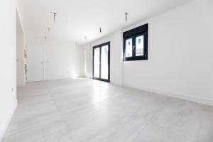 VIVIENDA A ESTRENAR Y MUY AMPLIA CON MAGNIFICOS ACABADOS photo 0
